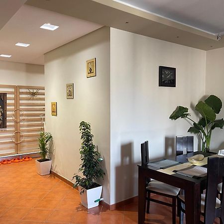 City Center Apartment Galeria ติรานา ภายนอก รูปภาพ