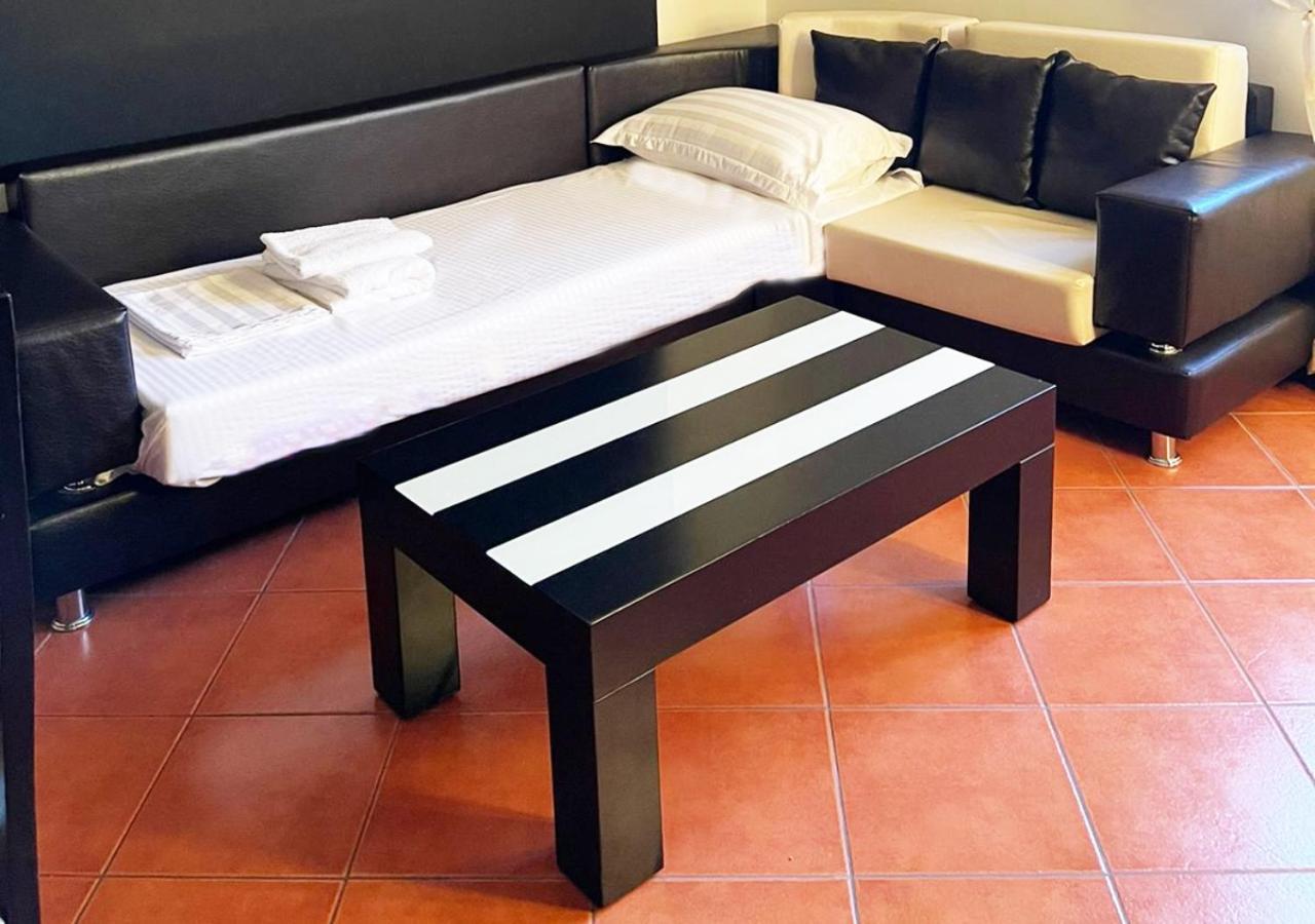 City Center Apartment Galeria ติรานา ภายนอก รูปภาพ